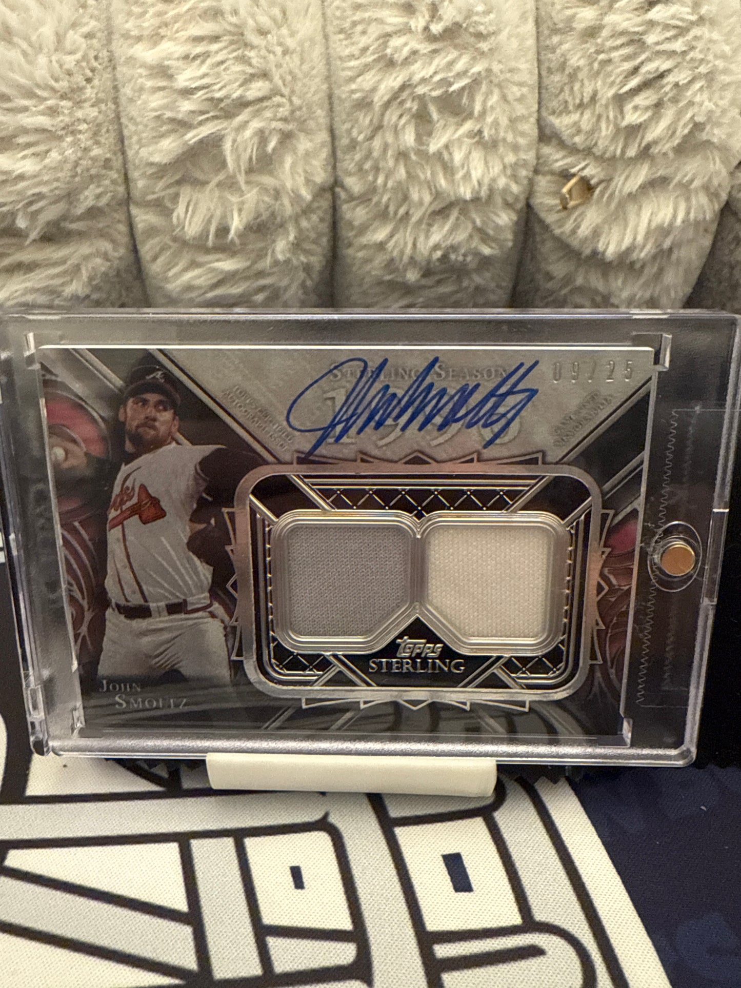 JOHN SMOLTZ 2022 Topps Sterling #SSAR-JS Seasons DUAL PATCH AUTO /25 Braves